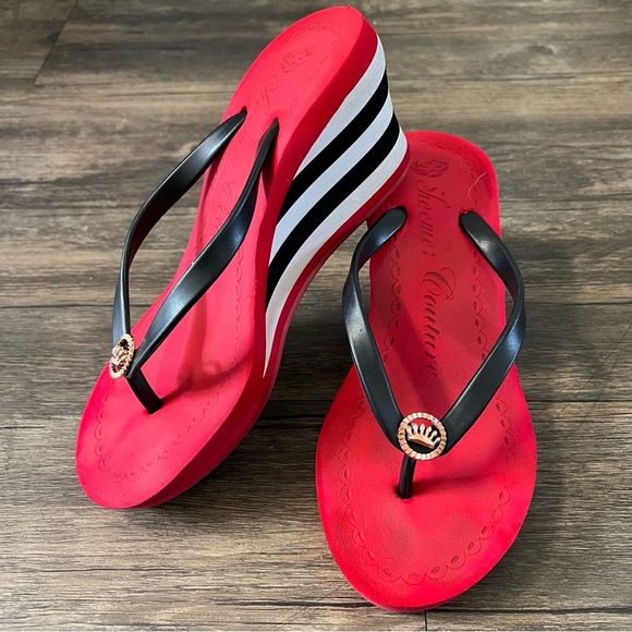 Shoemer Couture Red Black Stripes Platform Wedge Thong Sandals Slides Casual 8 - Picture 3 of 10